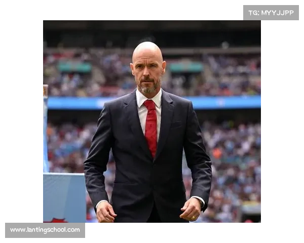 滕哈赫执教勒沃库森短暂失利的全景分析:从训练方法到转会决策的全面崩溃 滕哈赫执教勒沃库森短暂失利的全景分析:从训练方法到转会决策的全面崩溃